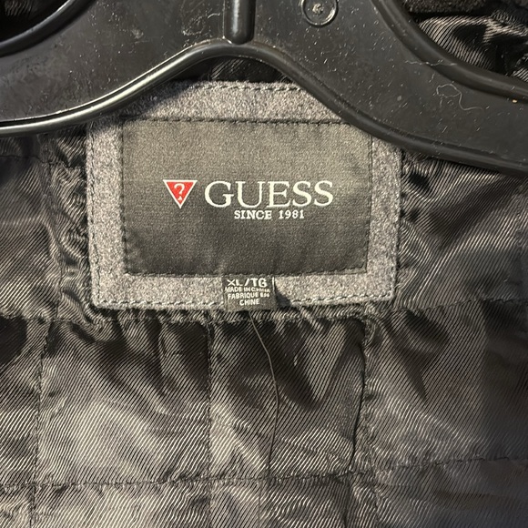 Guess men’s hooded jacket size us xl - Picture 4 of 6
